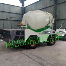 想買連續(xù)自上料攪拌車就找濟(jì)寧金億重工攪拌車廠家