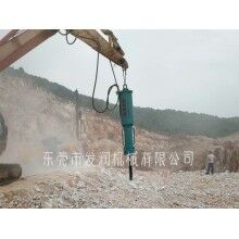 開挖井樁巖石液壓機(jī)械設(shè)備液壓劈石機(jī)