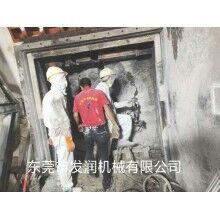 綠色環(huán)保開采機(jī)械設(shè)備液壓劈裂機(jī)